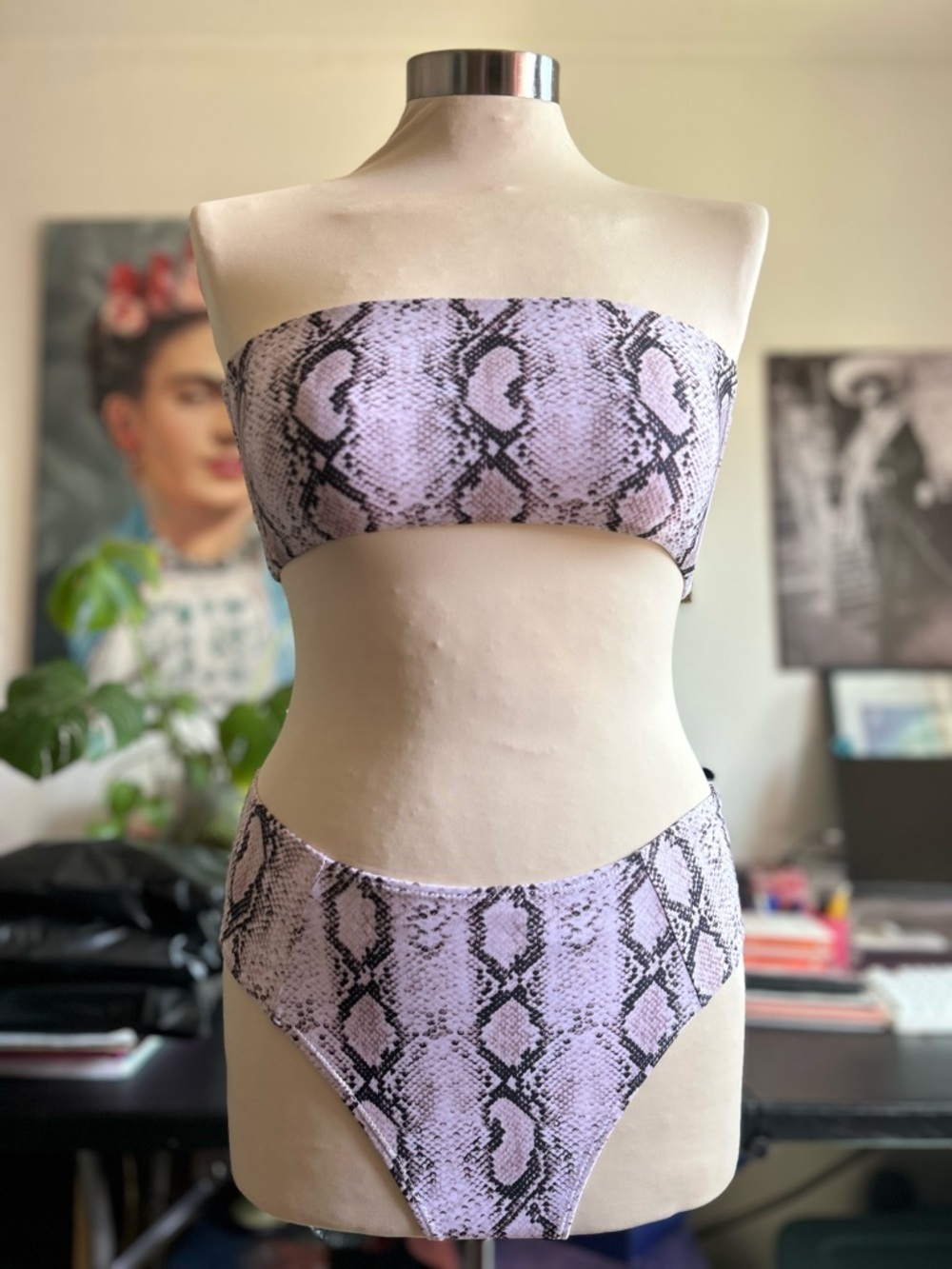 Yira Swimwear 2 piece snake print size M